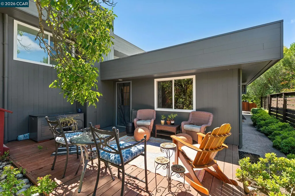 30 Sunrise Lane Lafayette CA 94549