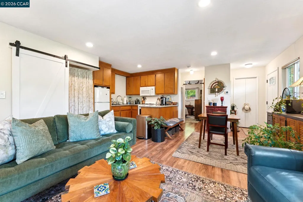 30 Sunrise Lane Lafayette CA 94549