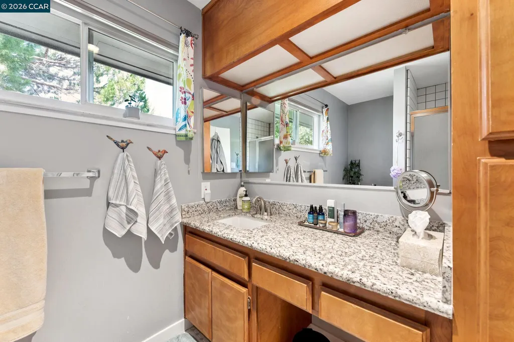 30 Sunrise Lane Lafayette CA 94549