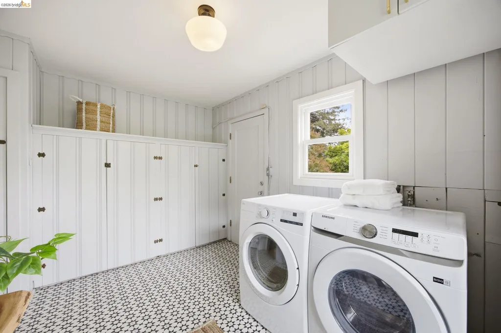 3528 Boston Avenue Oakland CA 94602