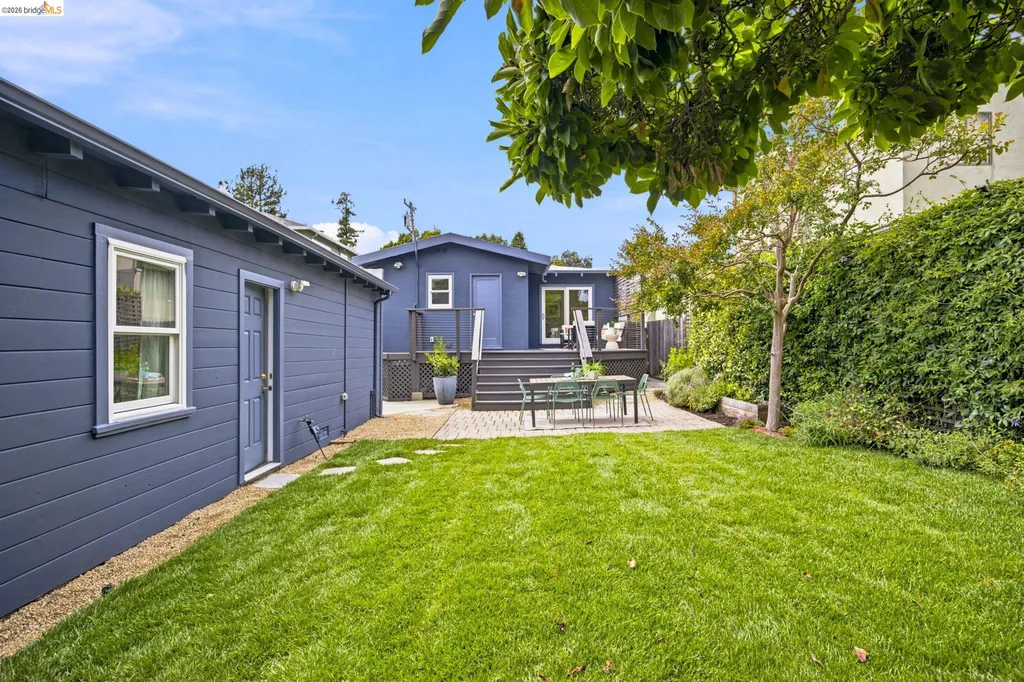 3528 Boston Avenue Oakland CA 94602