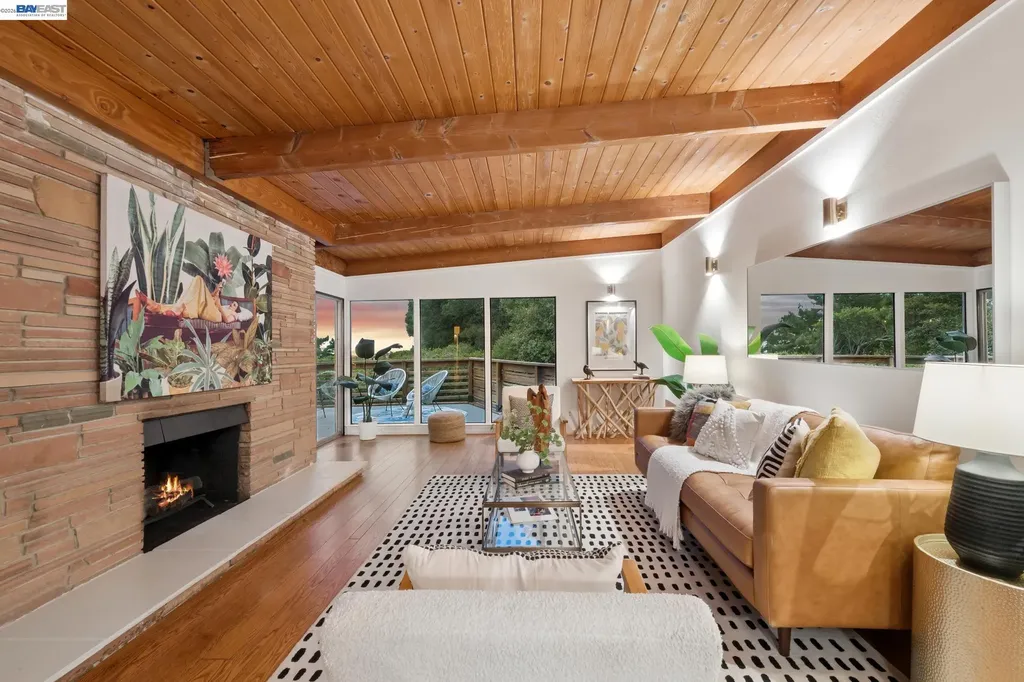 2800 Steinmetz Way Oakland CA 94602