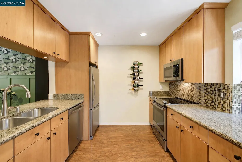908 Marina Drive Napa CA 94559