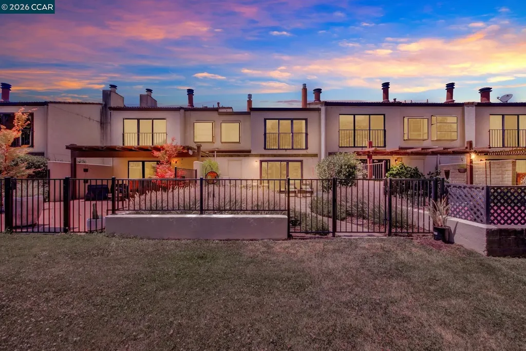 908 Marina Drive Napa CA 94559
