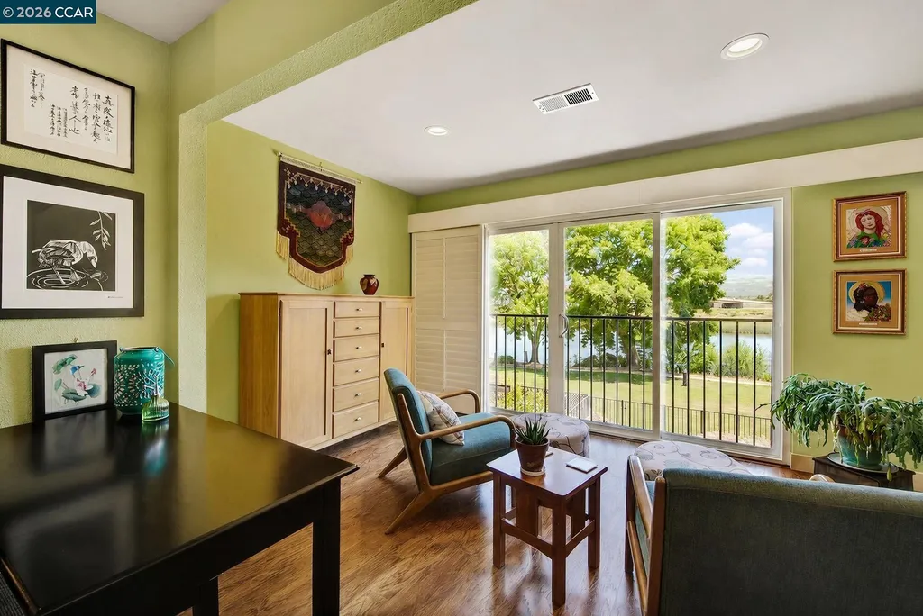 908 Marina Drive Napa CA 94559