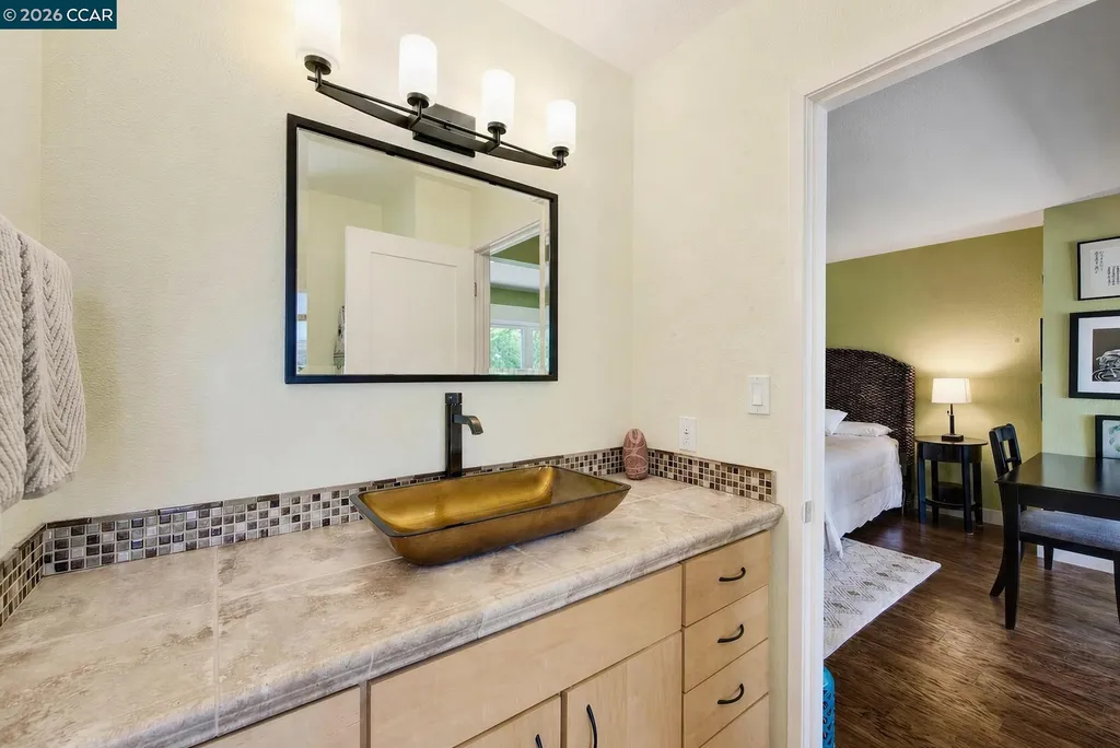 908 Marina Drive Napa CA 94559