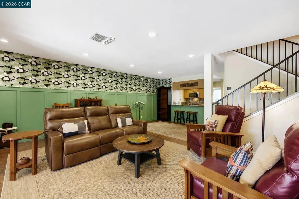 908 Marina Drive Napa CA 94559