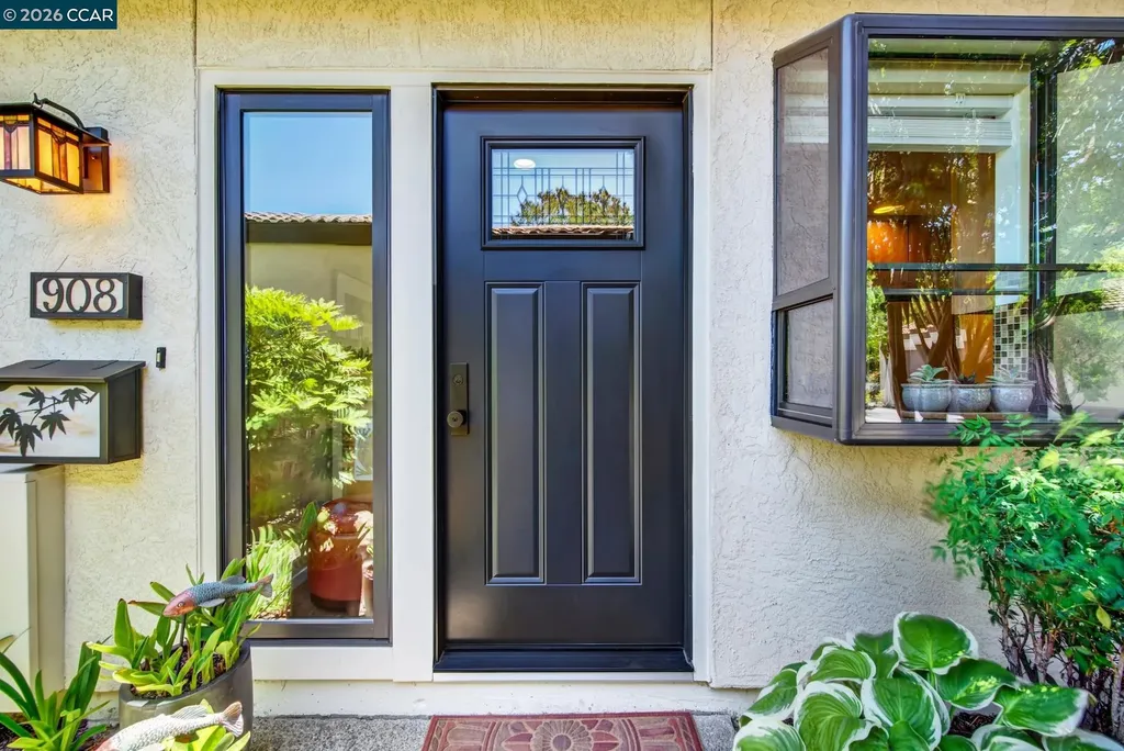 908 Marina Drive Napa CA 94559