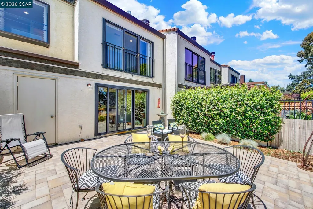 908 Marina Drive Napa CA 94559