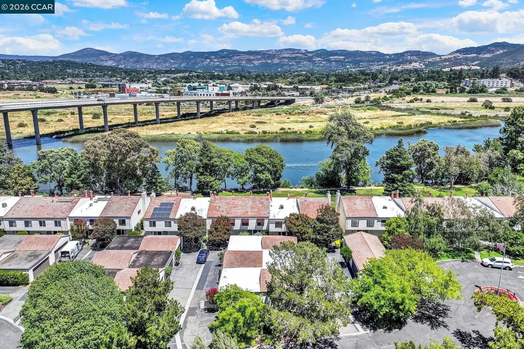 908 Marina Drive Napa CA 94559