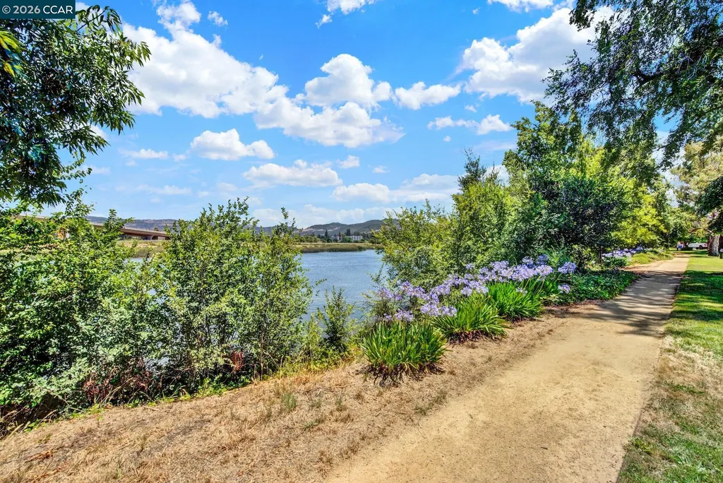 908 Marina Drive Napa CA 94559