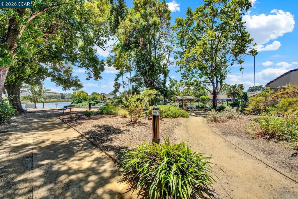908 Marina Drive Napa CA 94559