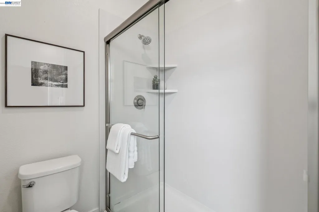 1568 Clement Avenue Alameda CA 94501