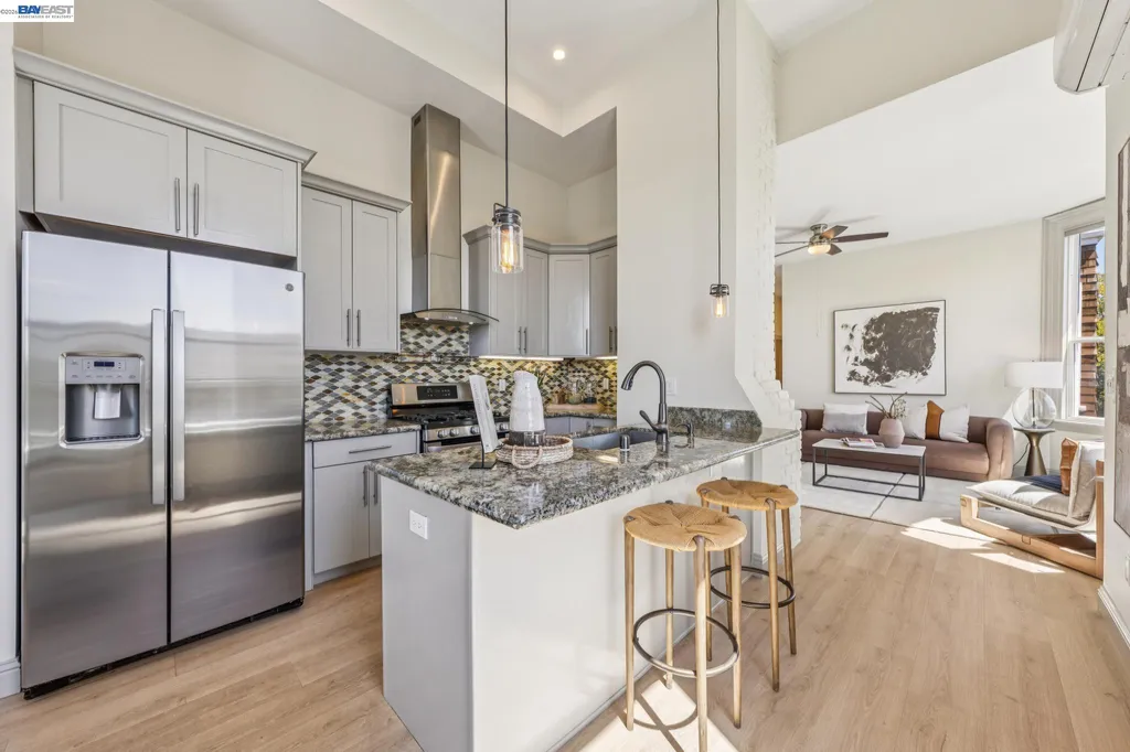 4324 Montgomery Street Oakland CA 94611