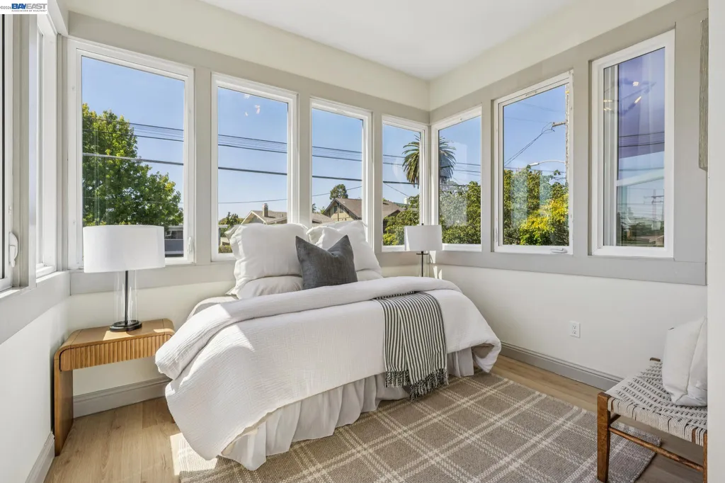 4324 Montgomery Street Oakland CA 94611