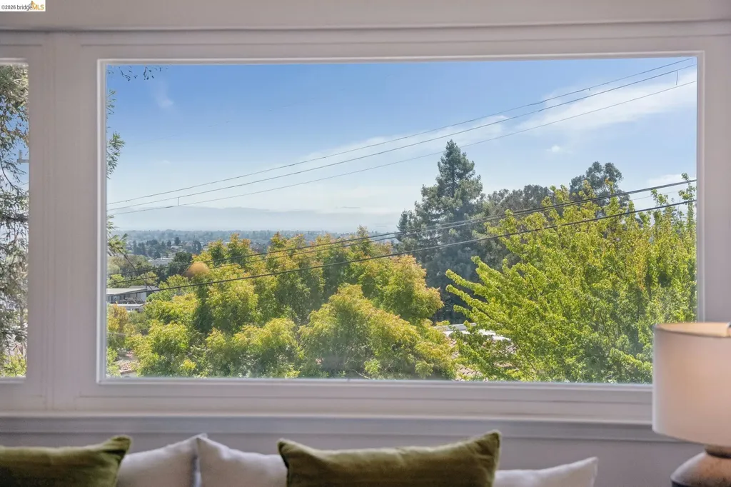4050 Norton Avenue Oakland CA 94602