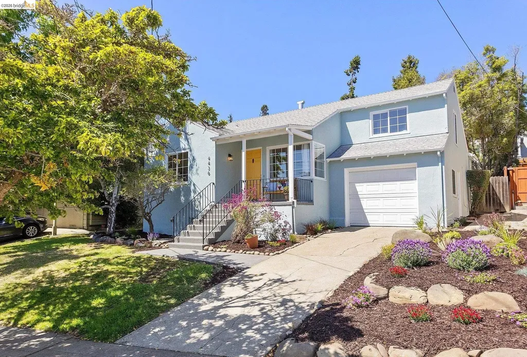 4436 Hyacinth Avenue Oakland CA 94619