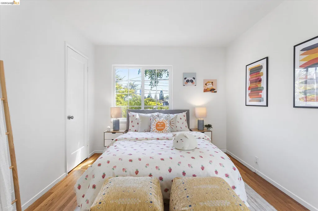 4436 Hyacinth Avenue Oakland CA 94619