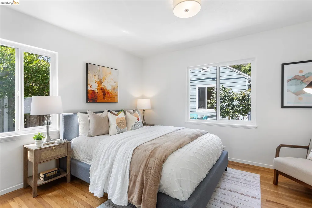 4436 Hyacinth Avenue Oakland CA 94619
