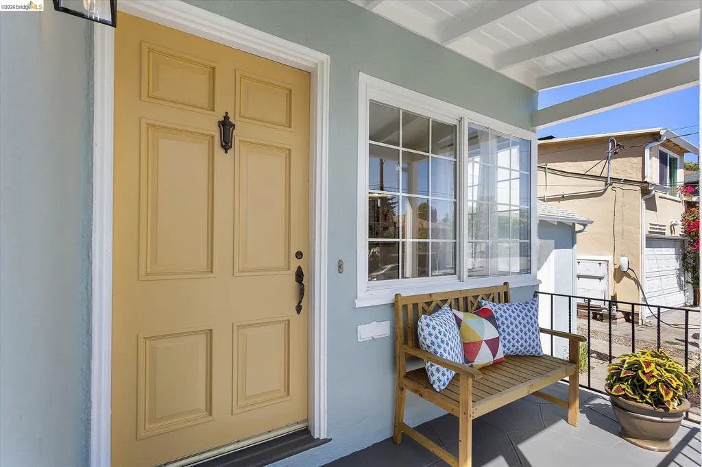 4436 Hyacinth Avenue Oakland CA 94619