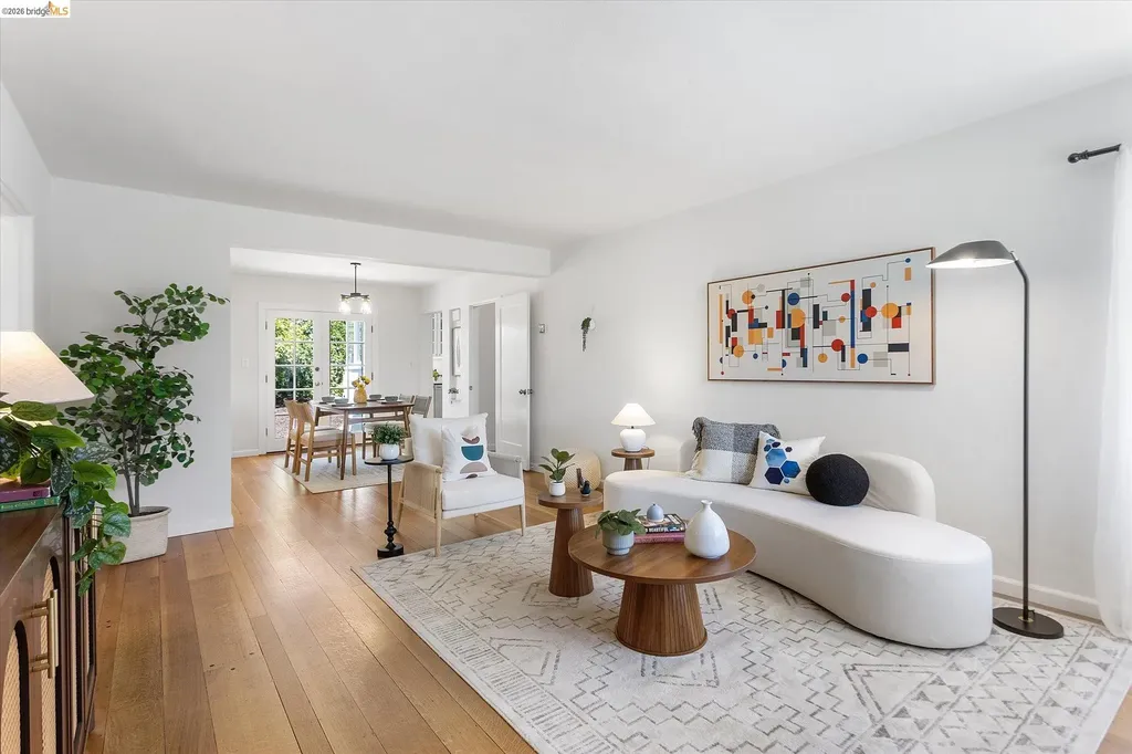 4436 Hyacinth Avenue Oakland CA 94619