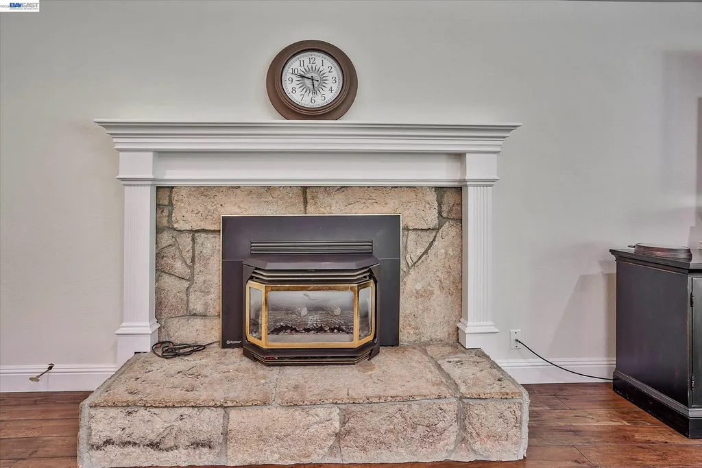 2065 Gill Port Lane Walnut Creek CA 94598