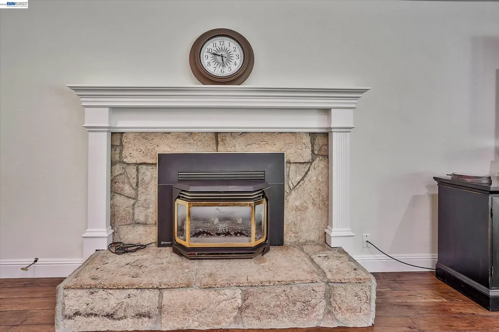 2065 Gill Port Lane Walnut Creek CA 94598