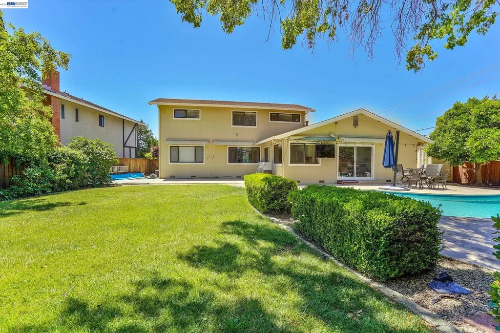 2065 Gill Port Lane Walnut Creek CA 94598