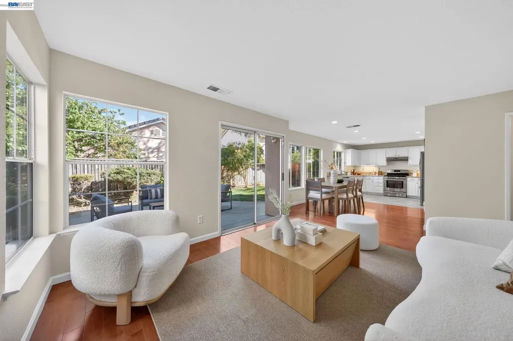 914 Arrowtail Terrace Fremont CA 94536