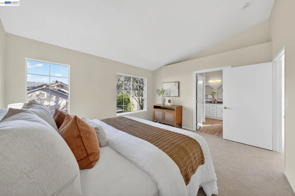 914 Arrowtail Terrace Fremont CA 94536