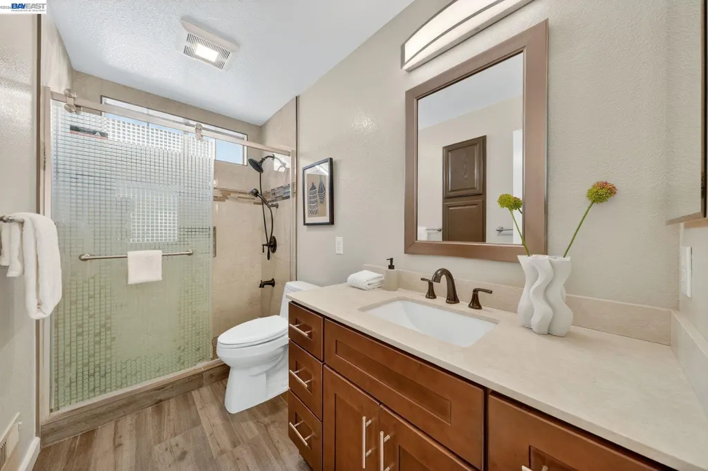 914 Arrowtail Terrace Fremont CA 94536