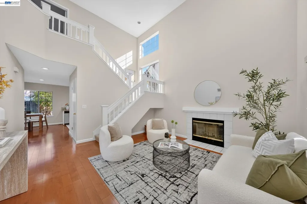914 Arrowtail Terrace Fremont CA 94536