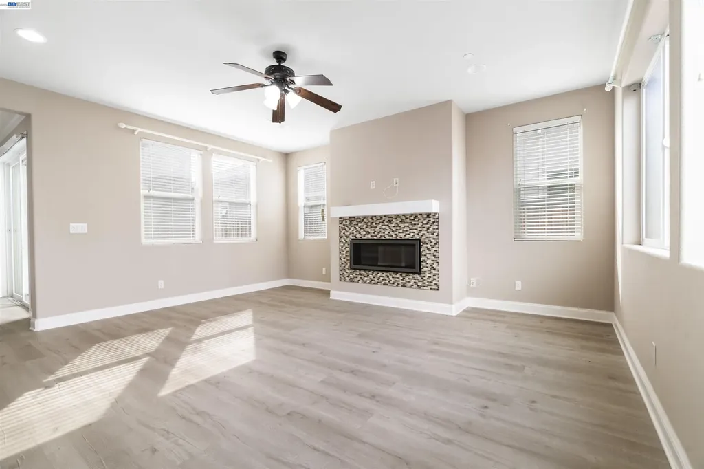 967 Dainty Avenue Brentwood CA 94513