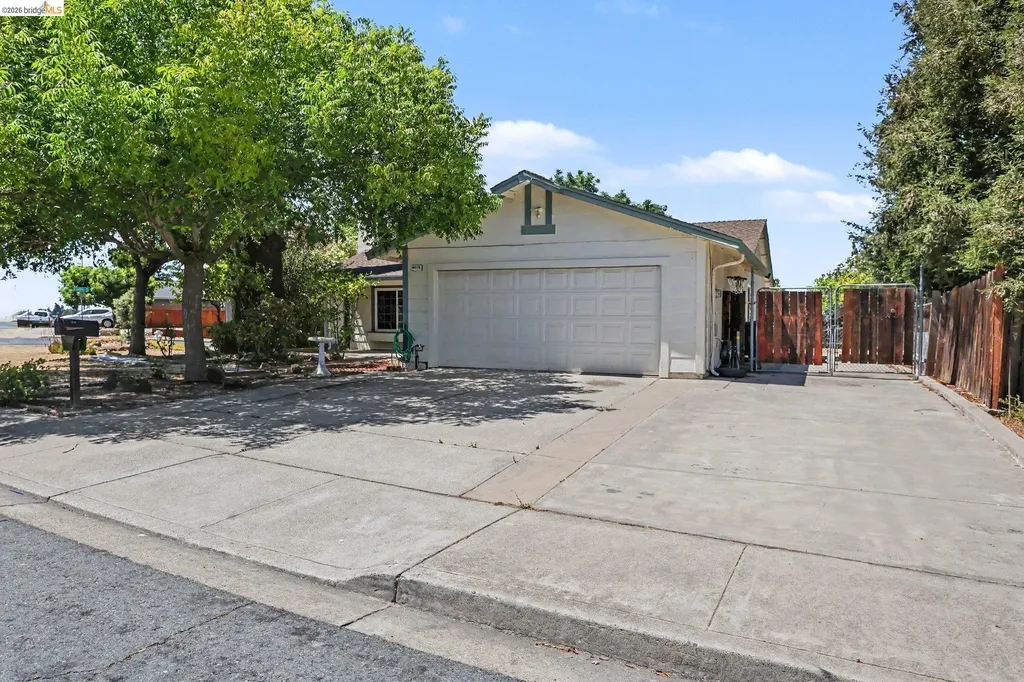 4070 Royal Links Circle Antioch CA 94509