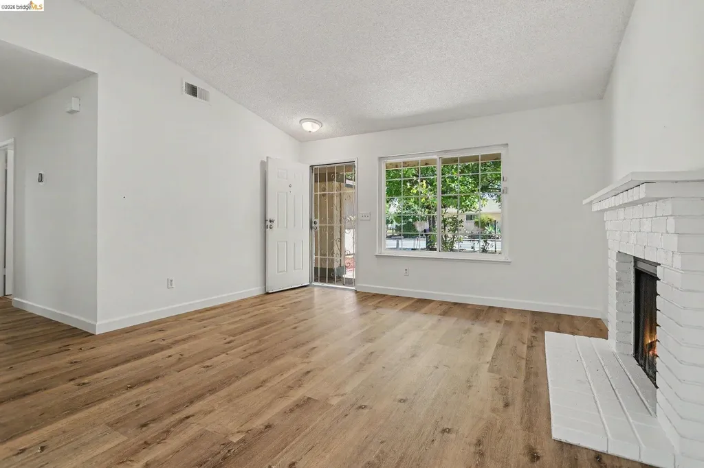 4070 Royal Links Circle Antioch CA 94509
