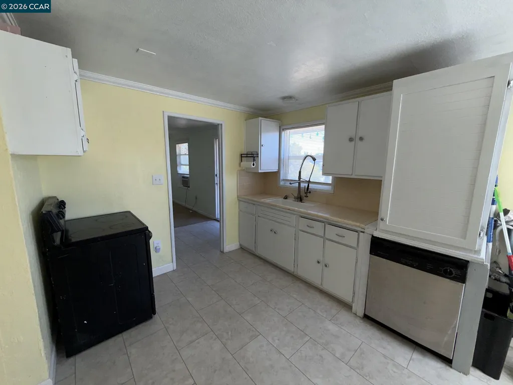 2344 Scenic Avenue Martinez CA 94553