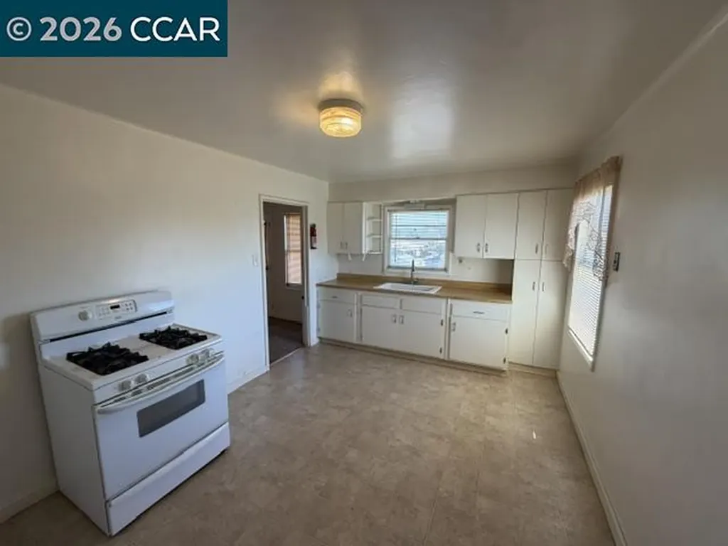 2344 Scenic Avenue Martinez CA 94553