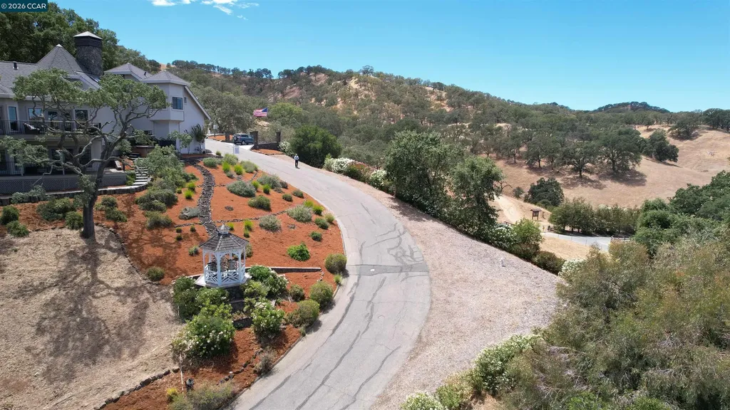 715 Castle Rock Road Walnut Creek CA 94598