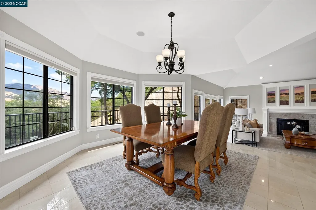 715 Castle Rock Road Walnut Creek CA 94598