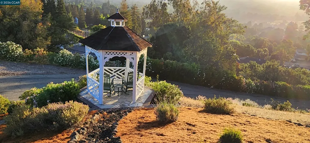 715 Castle Rock Road Walnut Creek CA 94598
