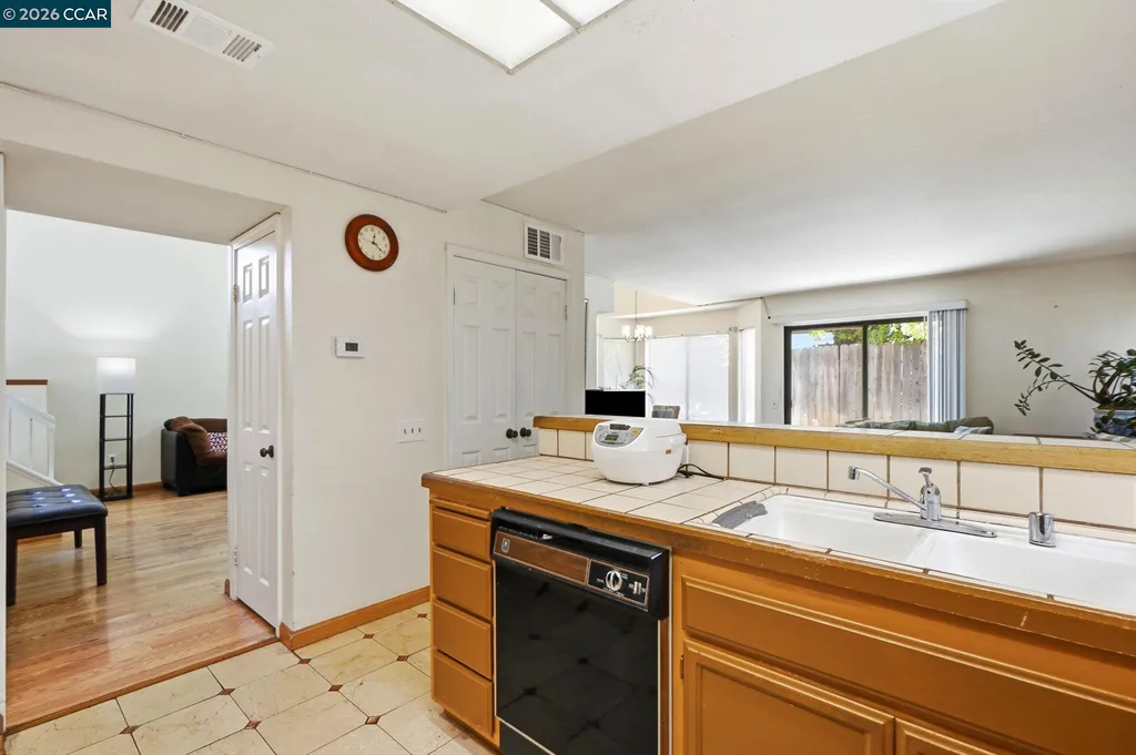 1032 Burnham Drive Pittsburg CA 94565