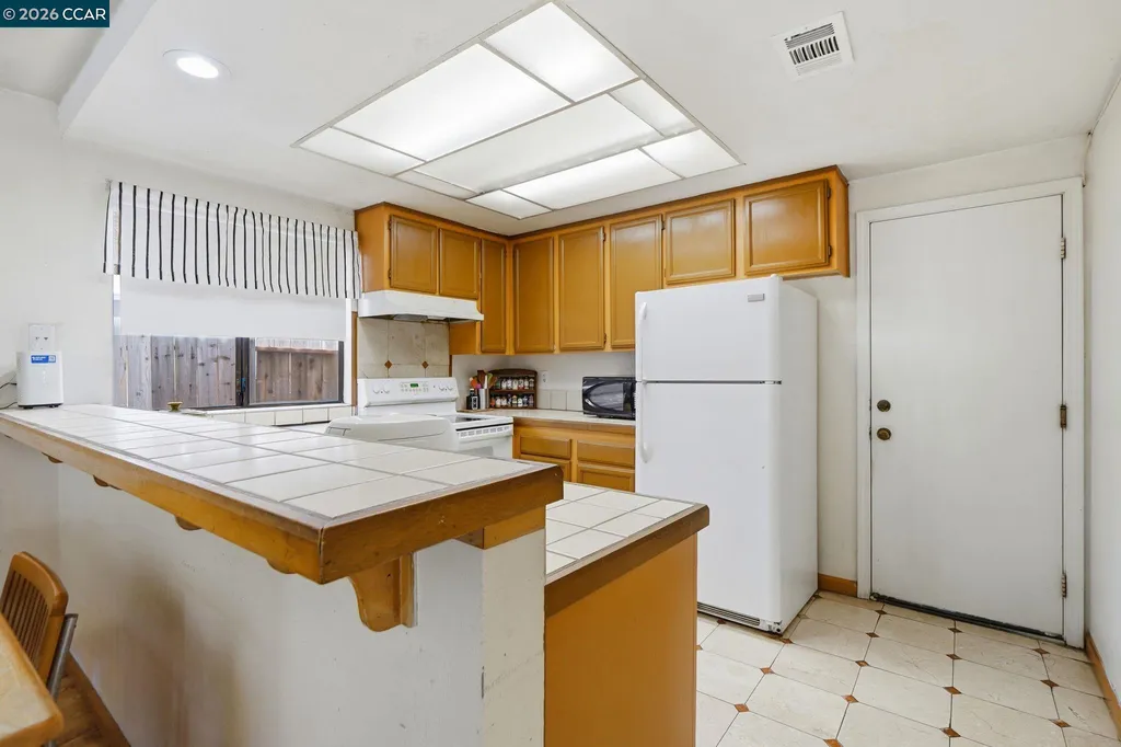 1032 Burnham Drive Pittsburg CA 94565