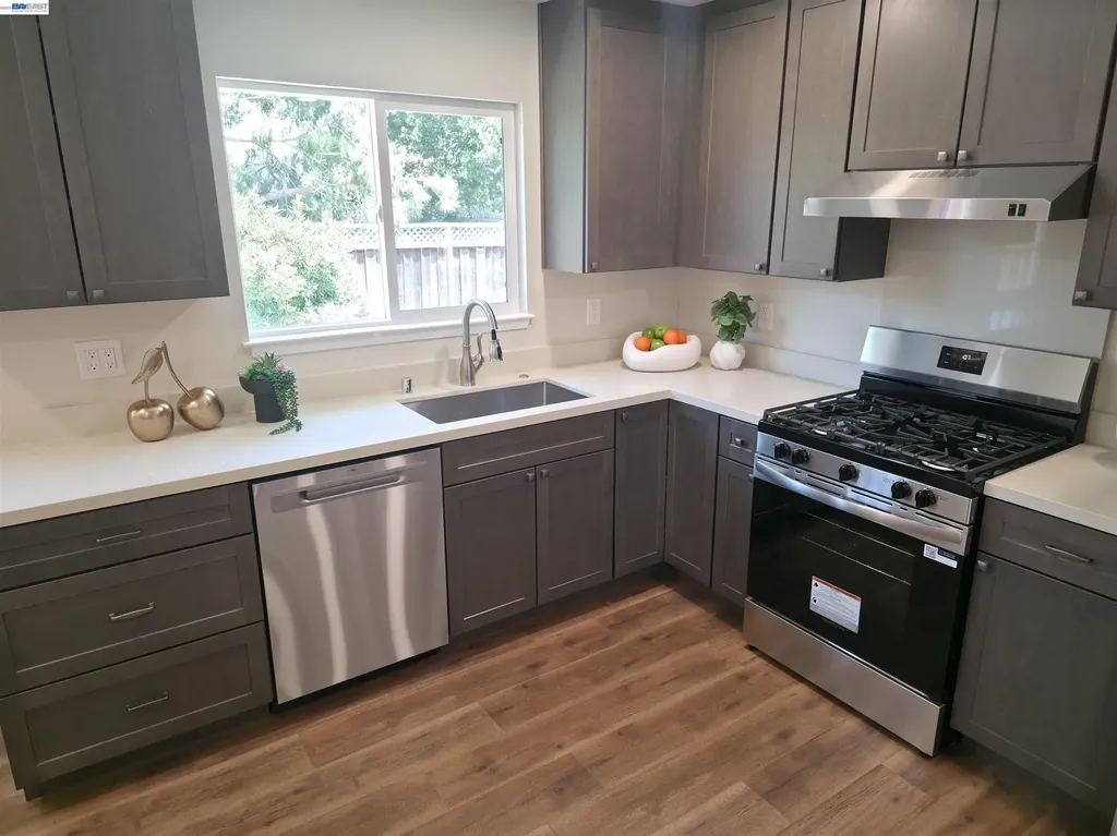40462 Robin Street Fremont CA 94538