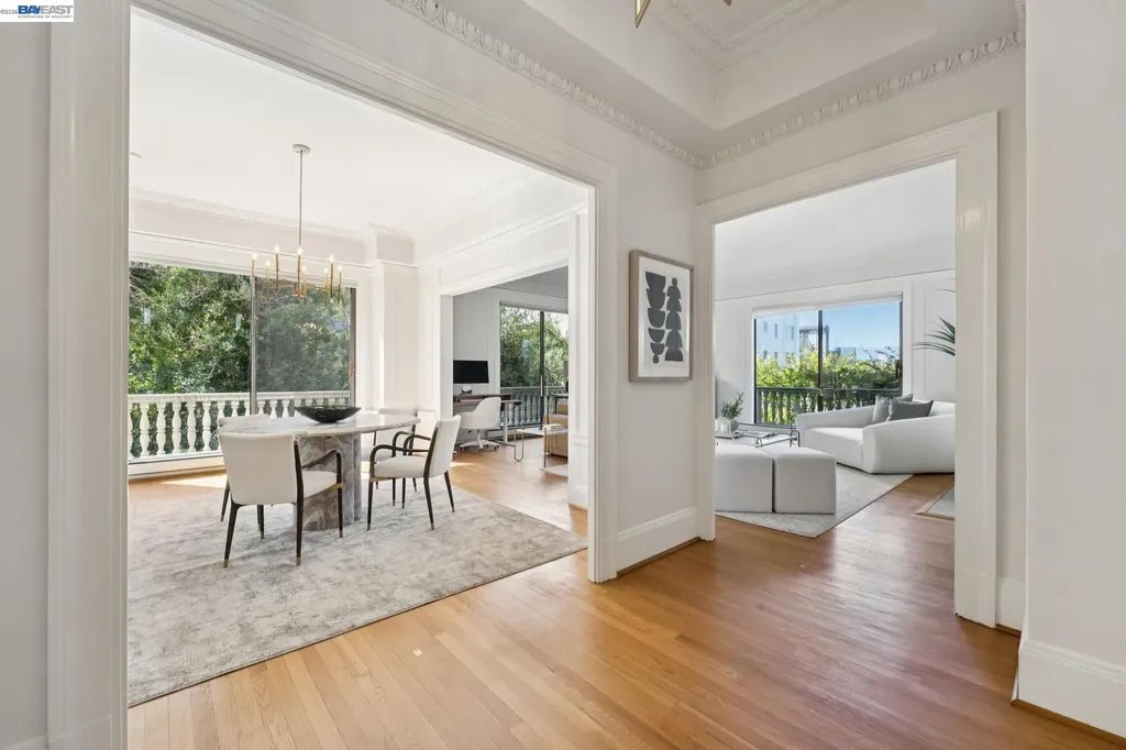 200 Lakeside Drive Oakland CA 94612