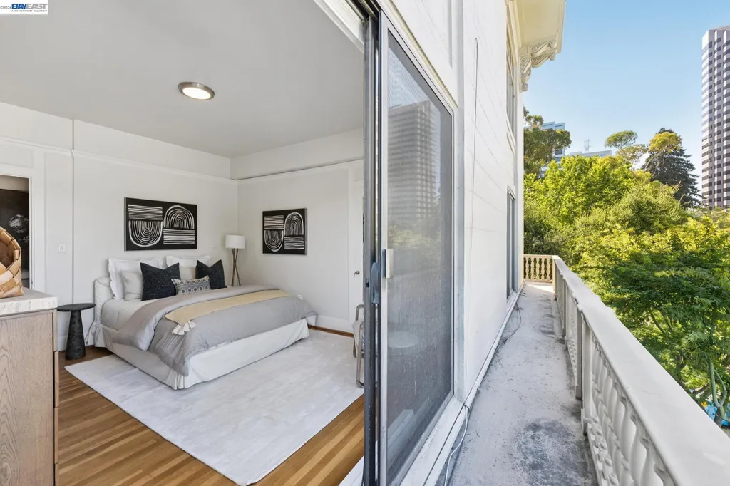 200 Lakeside Drive Oakland CA 94612