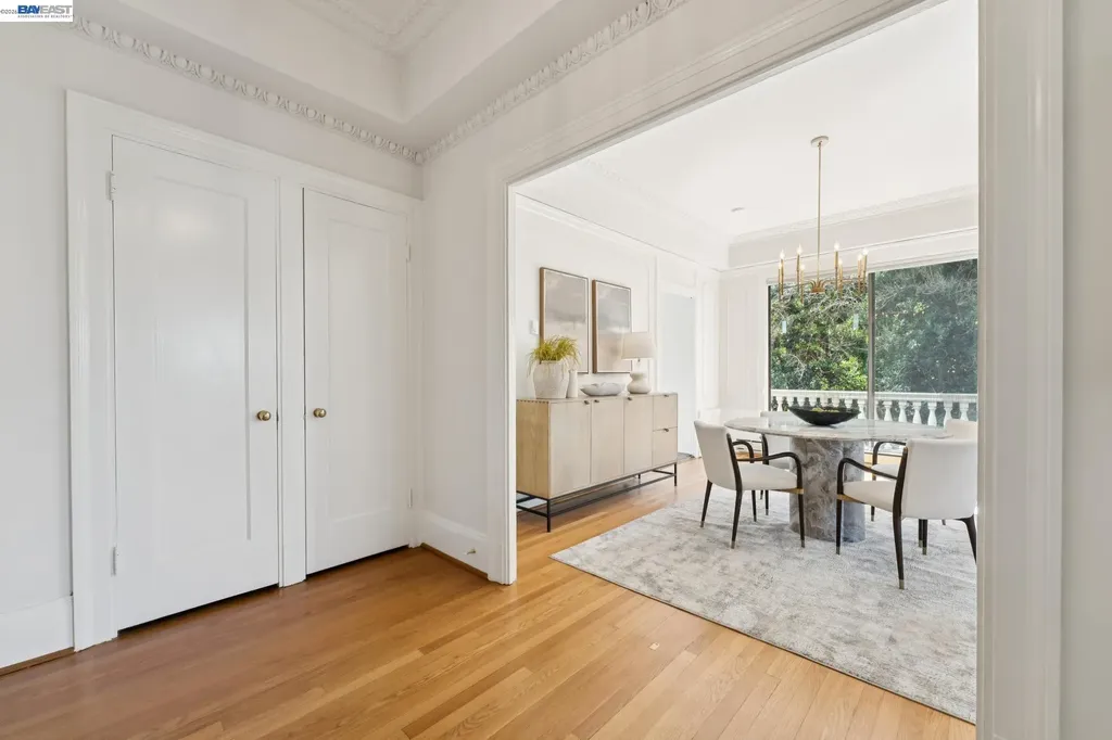 200 Lakeside Drive Oakland CA 94612