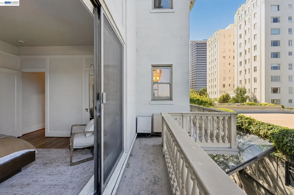 200 Lakeside Drive Oakland CA 94612