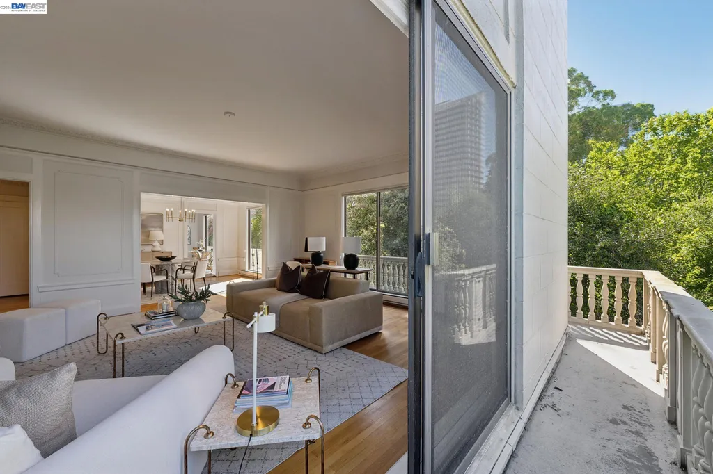 200 Lakeside Drive Oakland CA 94612