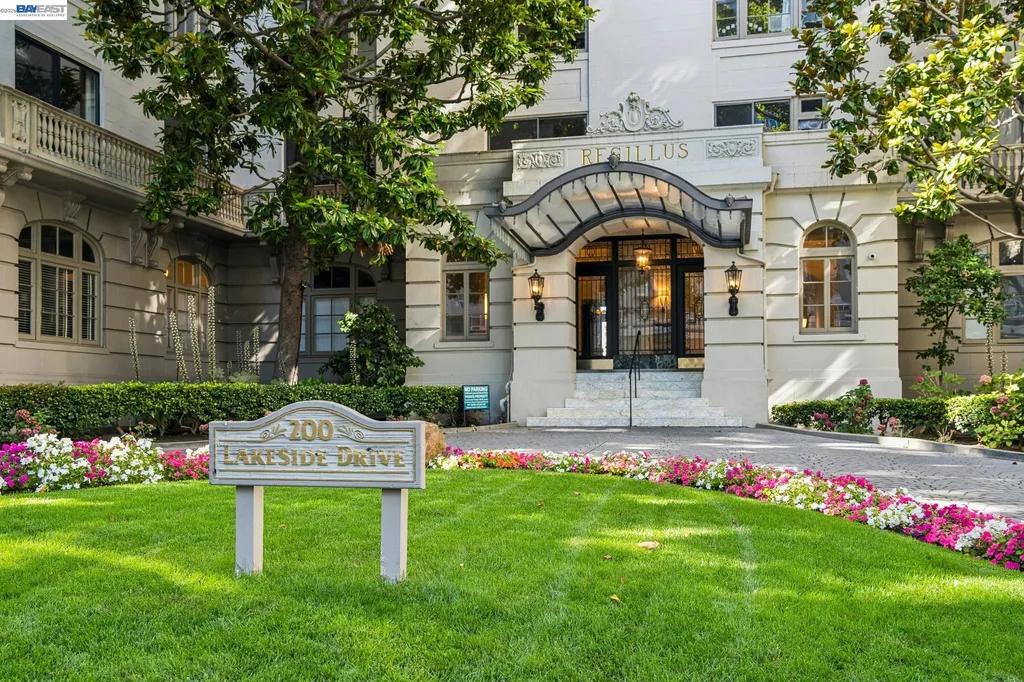 200 Lakeside Drive Oakland CA 94612