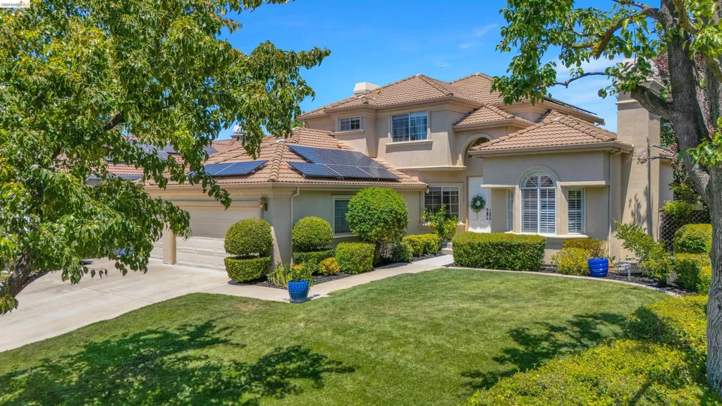 805 Devonshire Loop Brentwood CA 94513